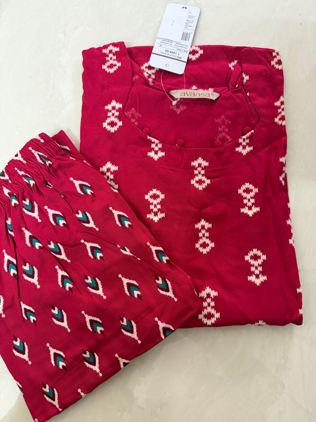 Cord set (cherry)